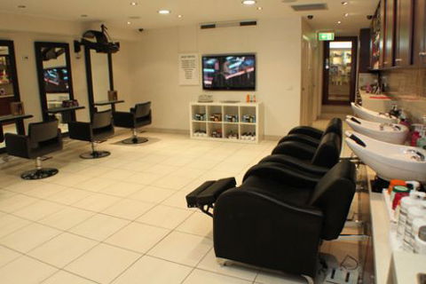 Raw Edge Hair And Beauty Salon - Hairdresser Australia 1