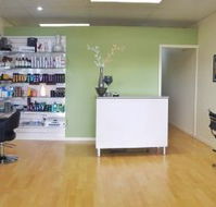 Shimmer Natural Hair amp Makeup - Hairdresser Australia