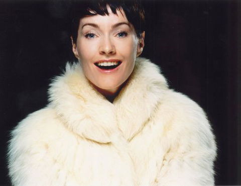 Andy Roache Hair And Makeup - Hairdresser Australia 0