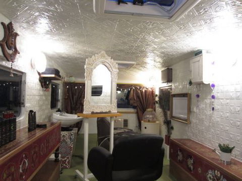 Jaya Haircare Mobile Hairdressing - Hairdresser Australia 1